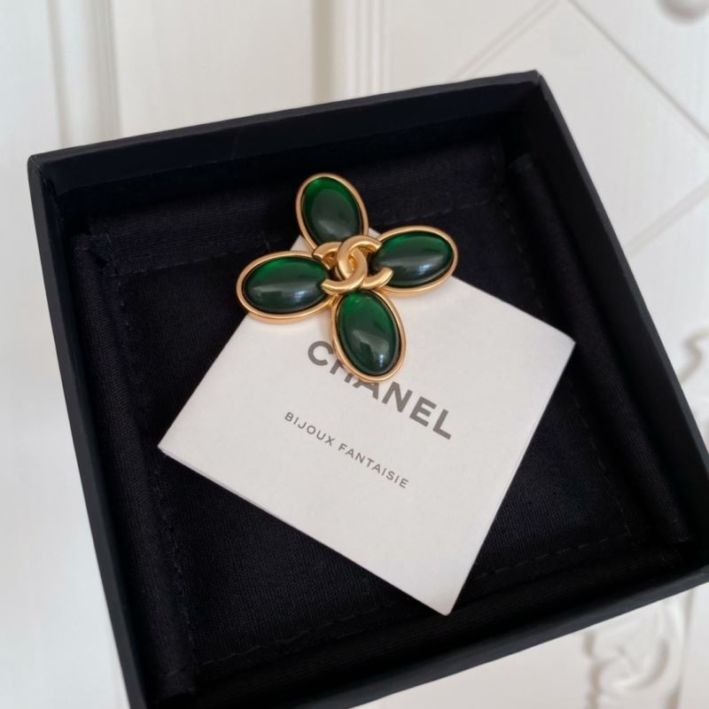 Chanel Brooches - Click Image to Close